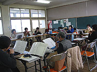 楽しいオカリナの練習風景