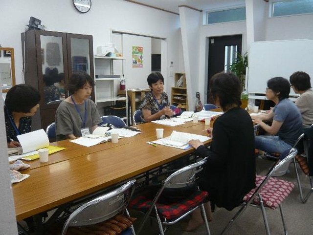 会員研修打合せ中