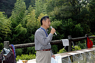 司会の橋本さん