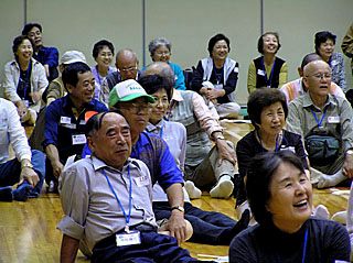 演奏を楽しむ皆さん