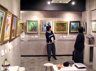 画廊「ギャラリー・レイト」での油彩展